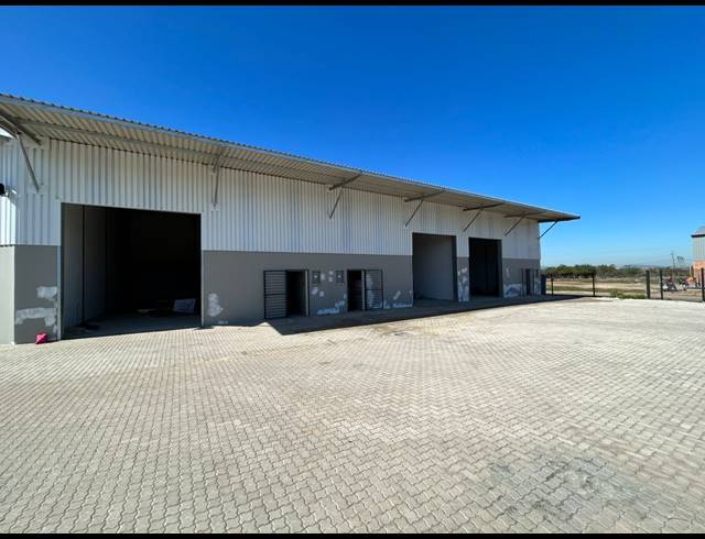 240M² WAREHOUSE TO LET IN FISANTEKRAAL